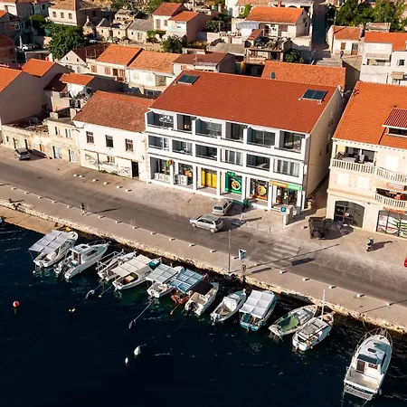 Morski Trag Vela Luka